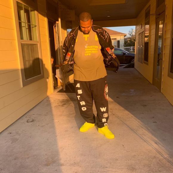 Meet your Posher, Wayland - Picture 1 of 1